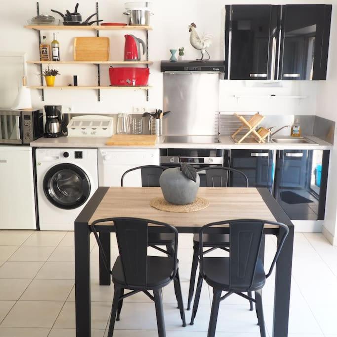 Appartement Duplex Et Terrasse A St Servan-St Malo Saint-Malo Exteriör bild